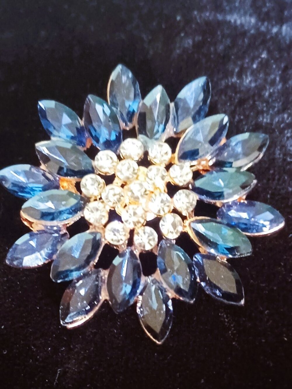 Elegant Navy Blue & Clear Rhinestone Brooch